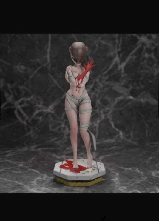 Figura Lucy Elfen Lied con casco